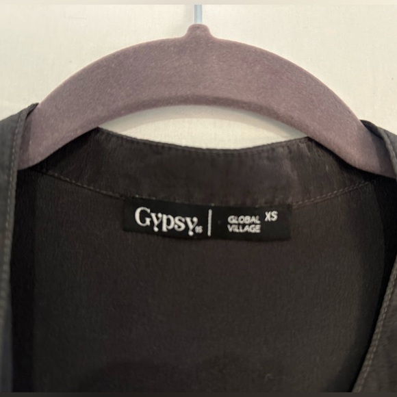 Gypsy 05 x Revolve Sleeveless Silk Top Black with Tye Die Feature Size XS - Picture 3 of 5